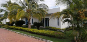 Espectacular Casa Campestre entre Giradot-Espinal